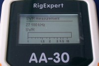 RIGEXPERT AA-30 Analizator antenowy KF Ciekawy widok pomiaru WFS (SWR) pokaz linijki i cyfrowo